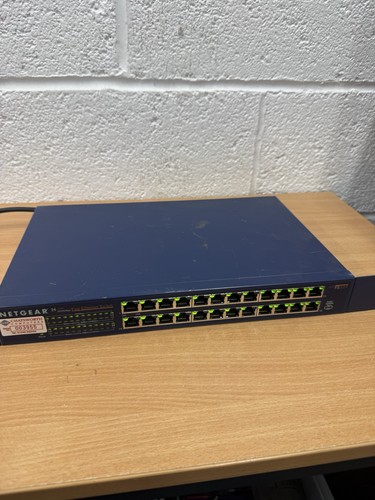Netgear fs524 ports 10 - ,
