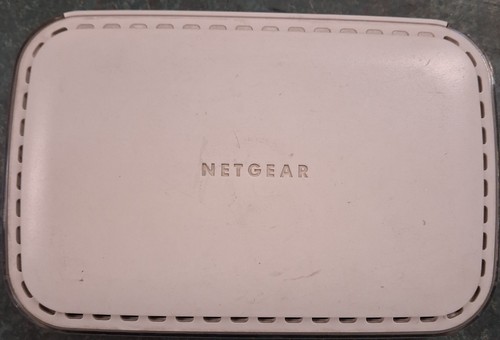 Netgear port 100 - 8, 10/100/1000