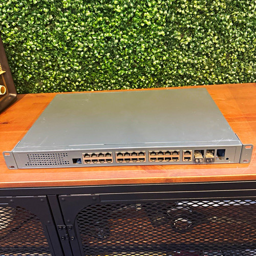 Vp240202 port 100 poe - 10/100,