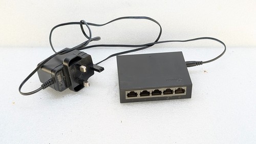 Boxed link ls1005g port - tp-link,